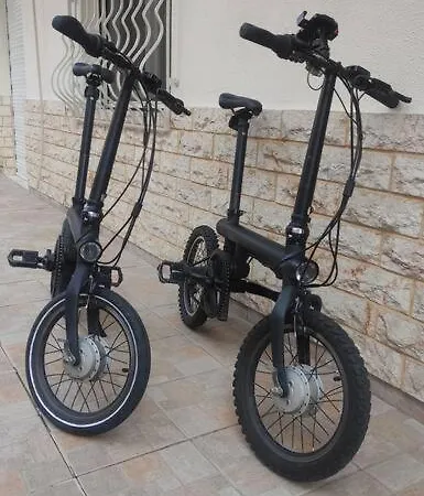 Stylish Modern Maisonette 아파트