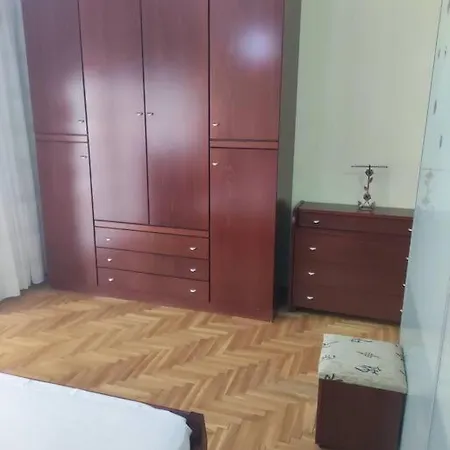 Stylish Modern Maisonette *