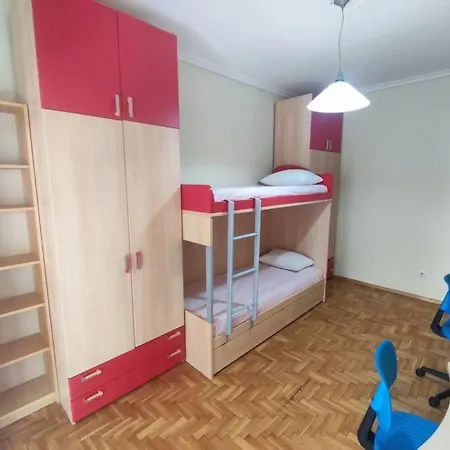 Apartment Stylish Modern Maisonette *
