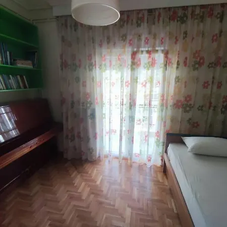 Stylish Modern Maisonette *