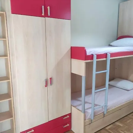 Stylish Modern Maisonette *