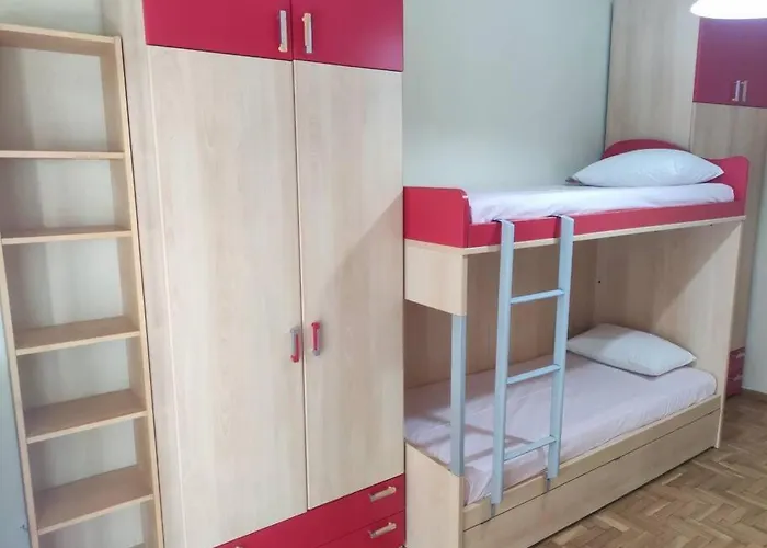 Stylish Modern Maisonette *