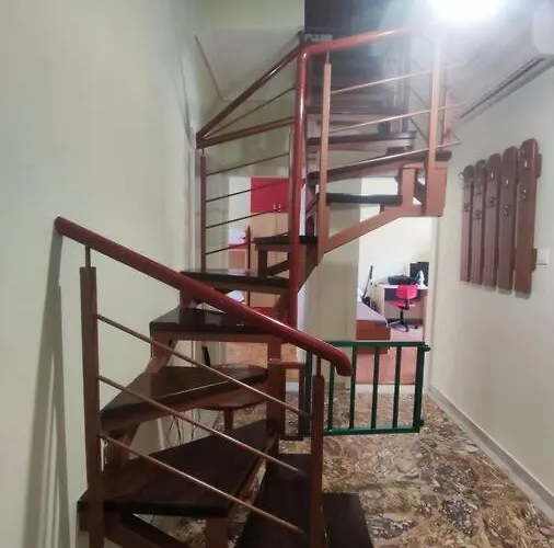 Διαμέρισμα Stylish Modern Maisonette