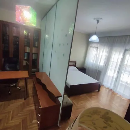 דירה Stylish Modern Maisonette *