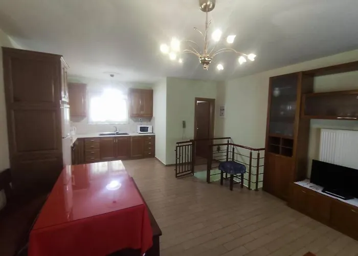 Stylish Modern Maisonette דירה סלוניקי